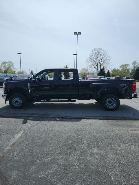 new 2025 Ford F-350 car, priced at $68,020