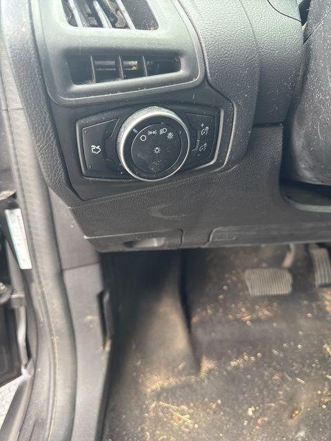 used 2015 Ford Focus car, priced at $5,995
