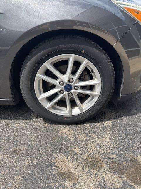 used 2015 Ford Focus car, priced at $5,995