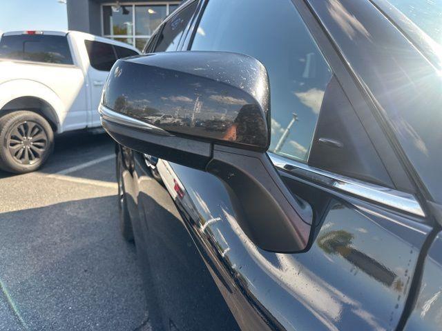 used 2021 Toyota Highlander car, priced at $26,173