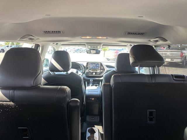 used 2021 Toyota Highlander car, priced at $26,173