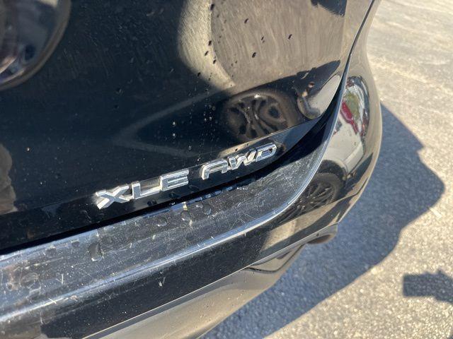 used 2021 Toyota Highlander car, priced at $26,173