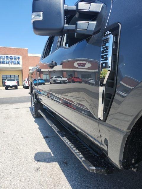 new 2025 Ford F-250 car, priced at $52,000