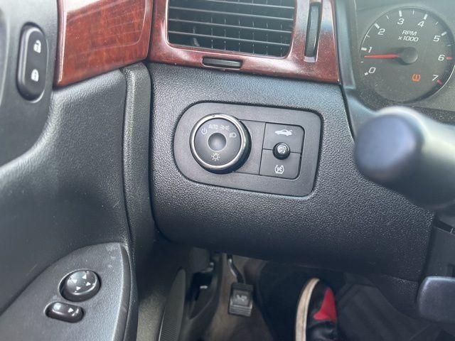 used 2008 Chevrolet Impala car, priced at $3,084