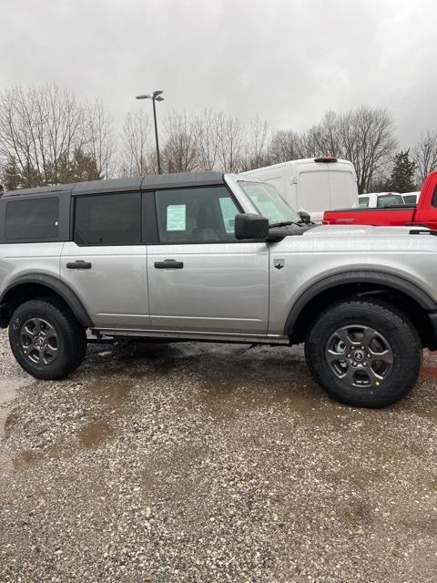 new 2024 Ford Bronco car, priced at $44,095