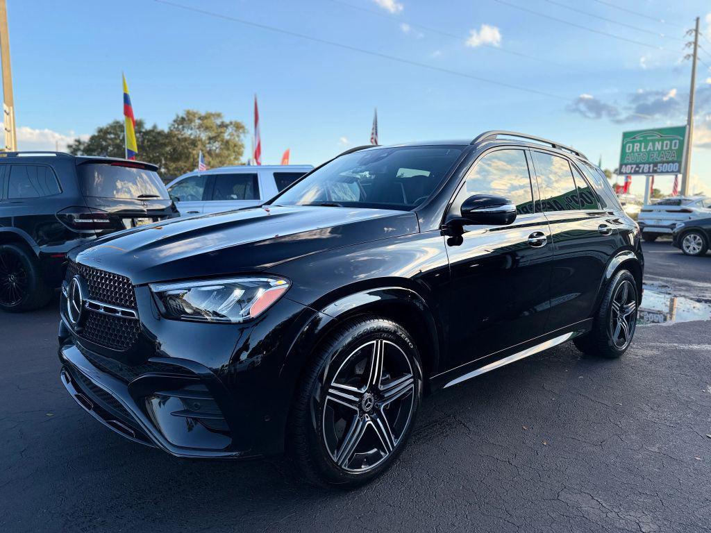 used 2025 Mercedes-Benz GLE 450 car, priced at $64,999