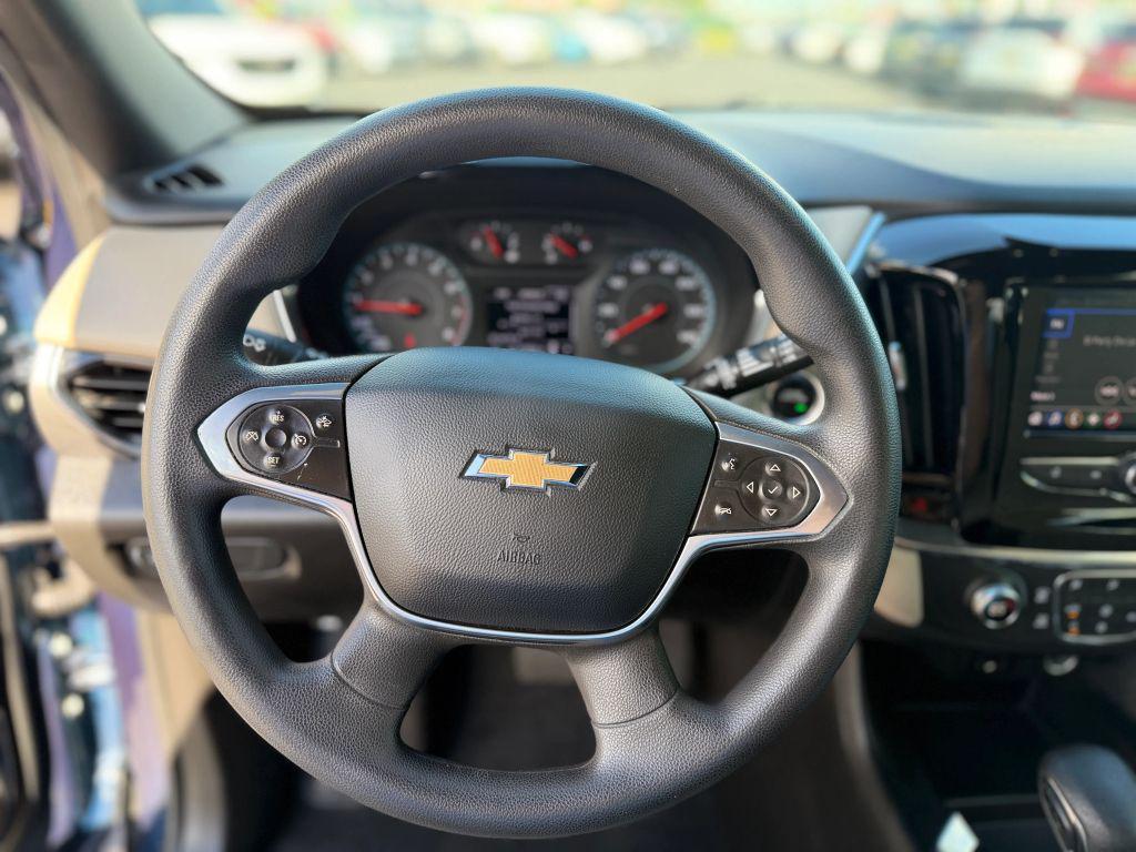 used 2023 Chevrolet Traverse car, priced at $14,499