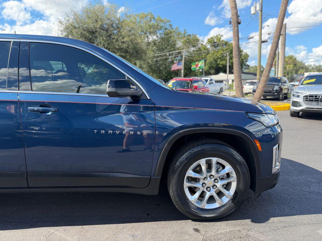 used 2023 Chevrolet Traverse car, priced at $14,499