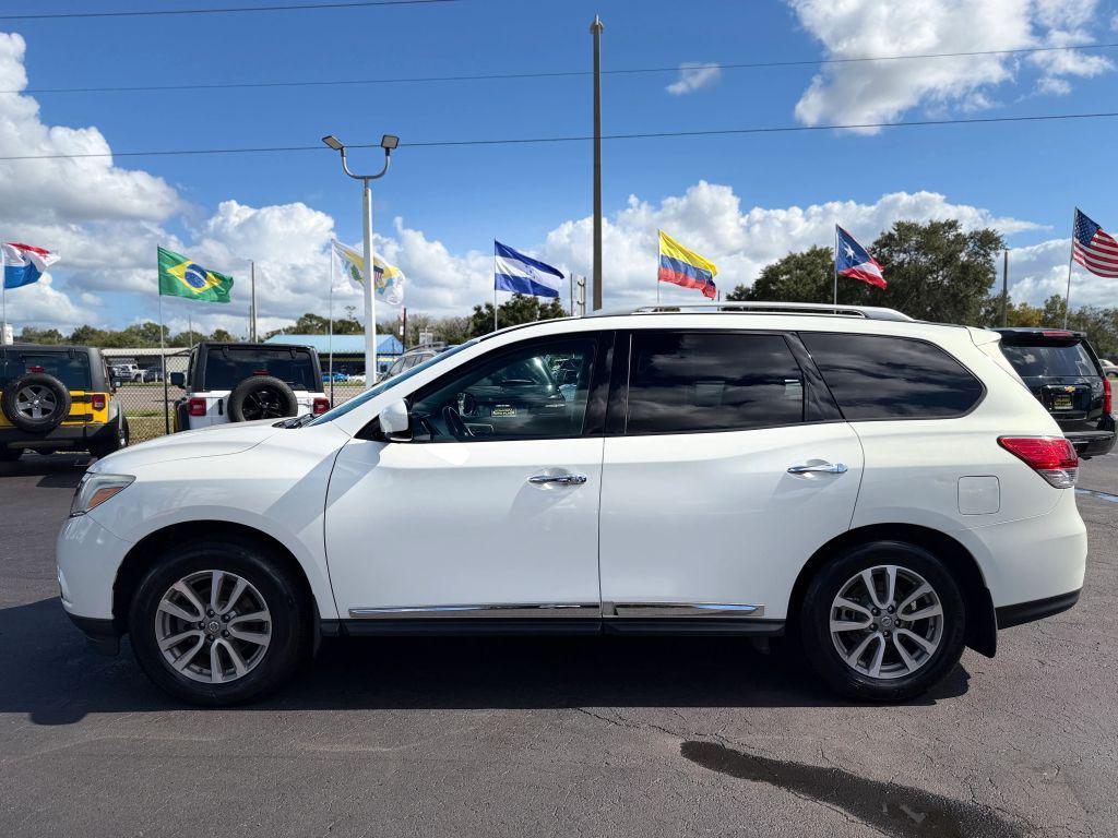 used 2014 Nissan Pathfinder car, priced at $5,999