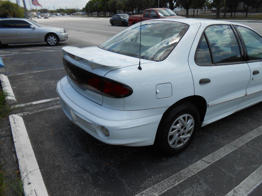 used 2002 Pontiac Sunfire car, priced at $4,388