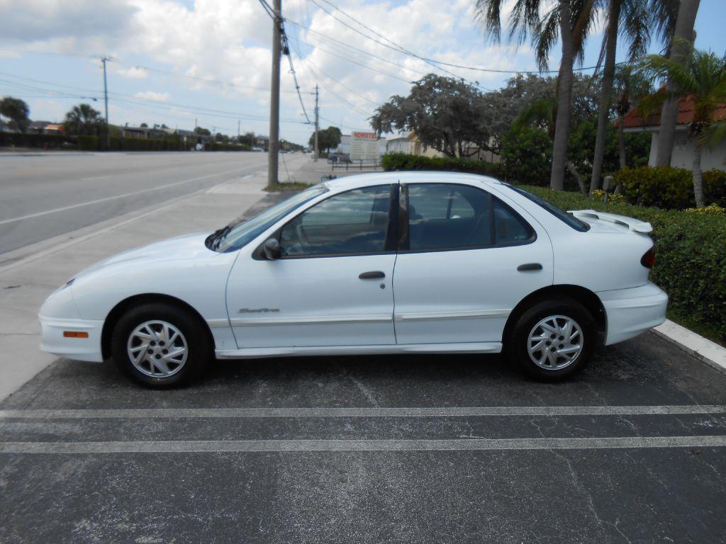 used 2002 Pontiac Sunfire car, priced at $4,388