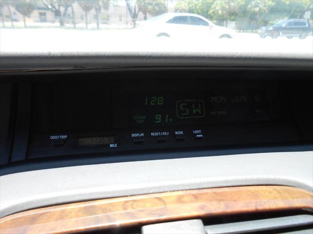 used 2001 Toyota Avalon car, priced at $4,588