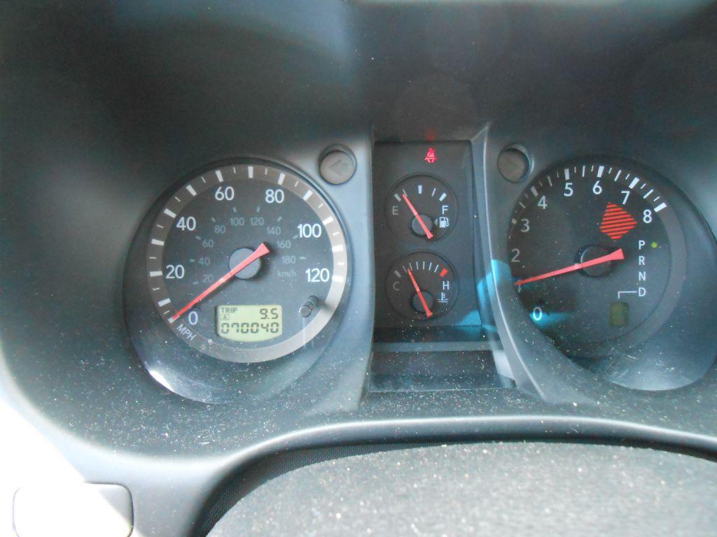 used 2006 Mitsubishi Outlander car, priced at $5,476