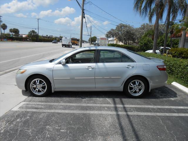 used 2007 Toyota Camry Hybrid car, priced at $4,888