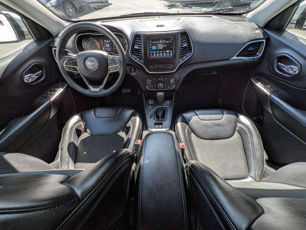 used 2019 Jeep Cherokee car, priced at $18,998