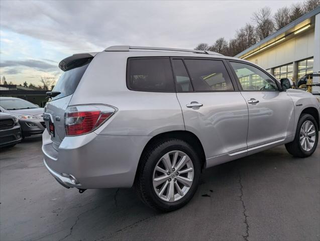 used 2008 Toyota Highlander Hybrid car, priced at $11,998