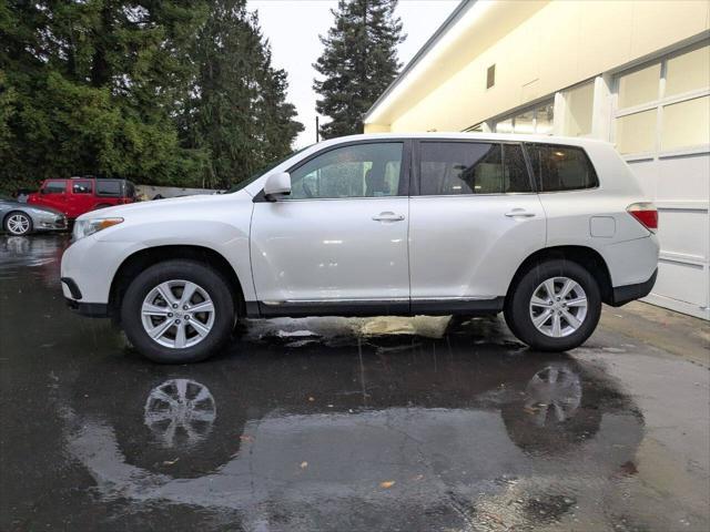 used 2013 Toyota Highlander car, priced at $9,500