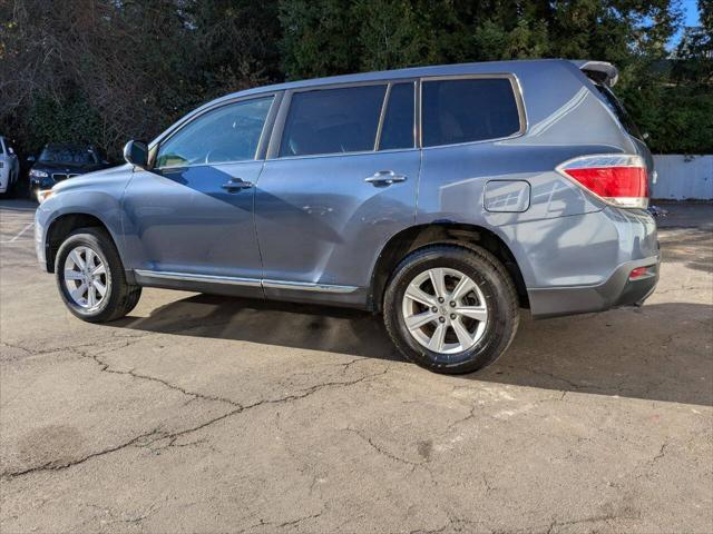 used 2012 Toyota Highlander car, priced at $8,998