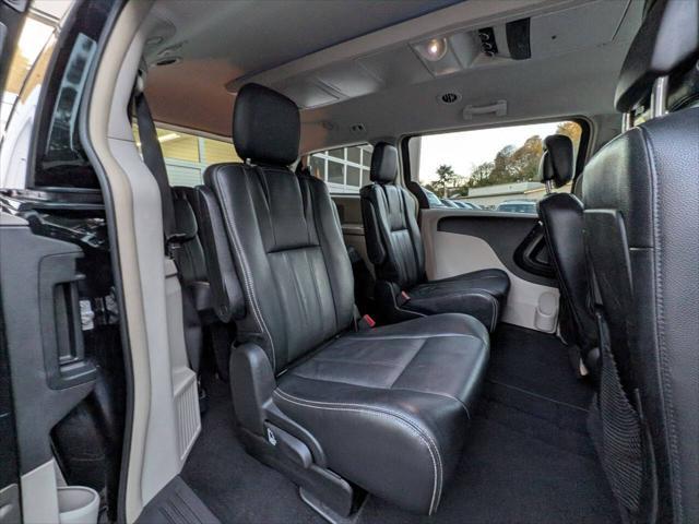 used 2014 Chrysler Town & Country car, priced at $8,998