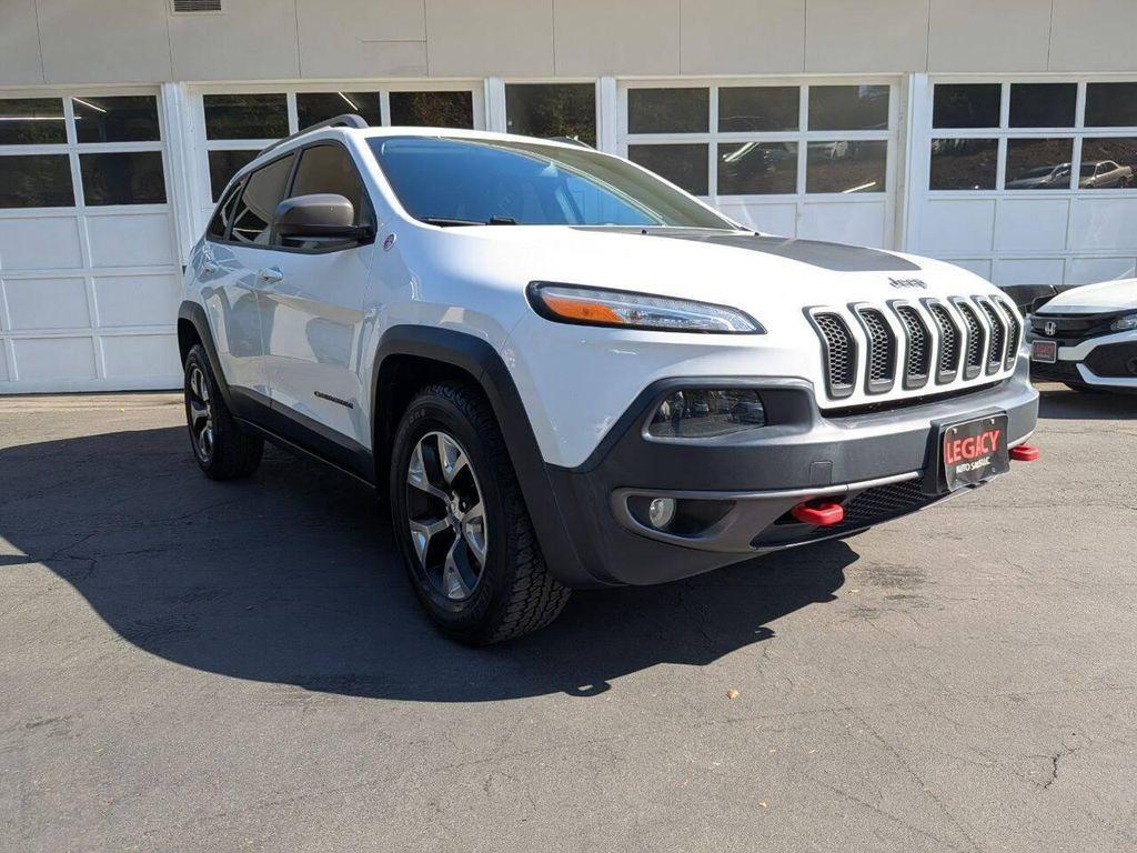 used 2015 Jeep Cherokee car, priced at $10,500