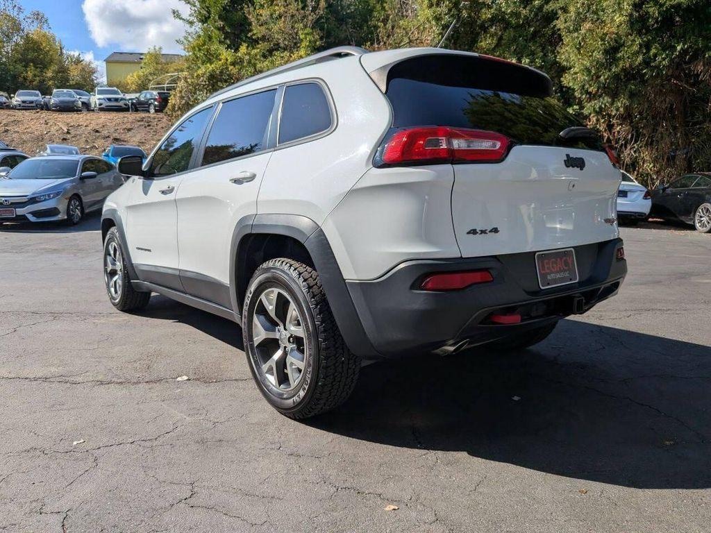 used 2015 Jeep Cherokee car, priced at $10,500