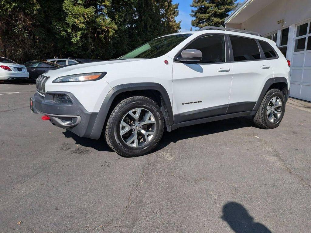 used 2015 Jeep Cherokee car, priced at $10,500
