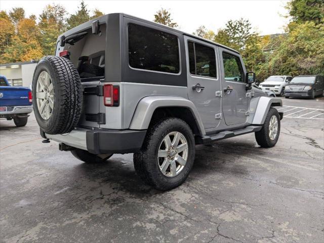 used 2013 Jeep Wrangler Unlimited car, priced at $14,400