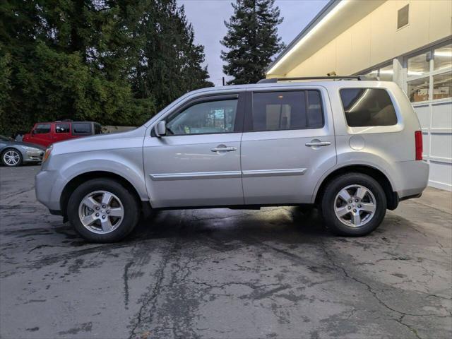 used 2010 Honda Pilot car, priced at $6,500