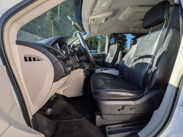 used 2014 Chrysler Town & Country car, priced at $7,500