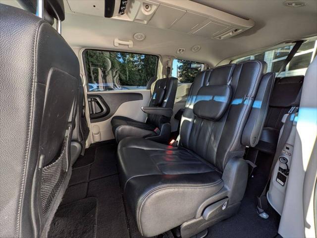 used 2014 Chrysler Town & Country car, priced at $7,500