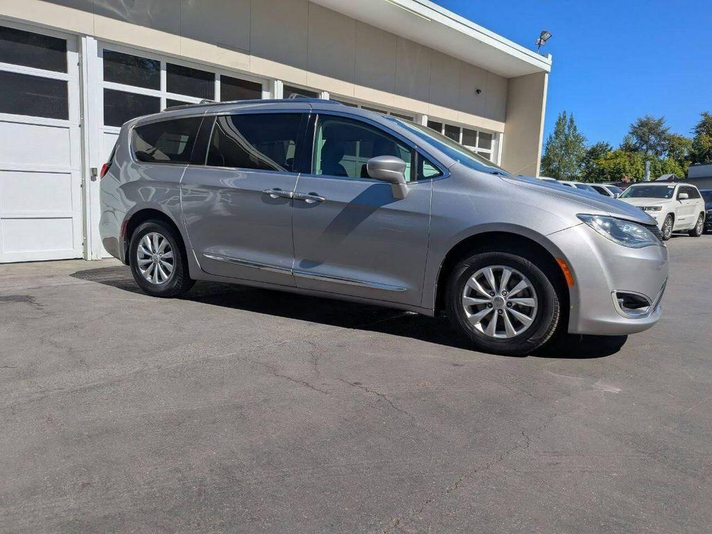 used 2019 Chrysler Pacifica car, priced at $12,998