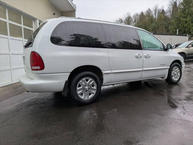 used 1998 Dodge Grand Caravan car, priced at $3,500