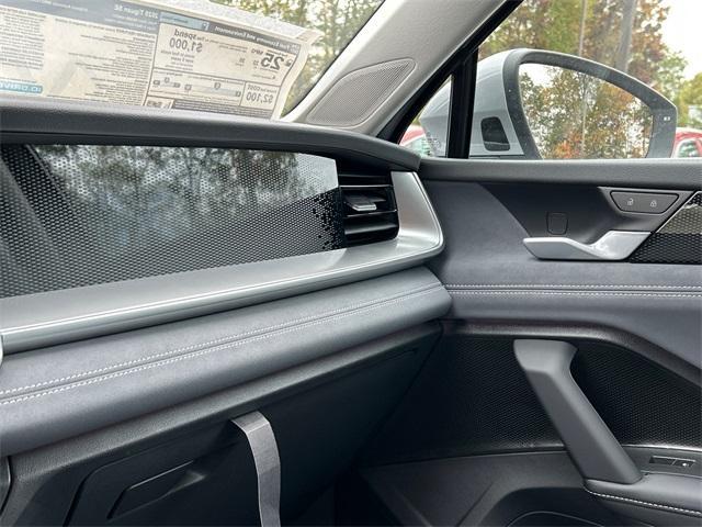 new 2025 Volkswagen Tiguan car, priced at $36,671