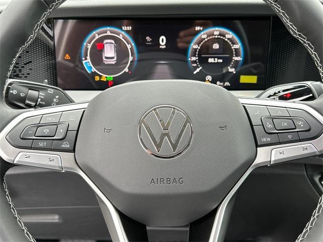 new 2025 Volkswagen Tiguan car, priced at $36,671