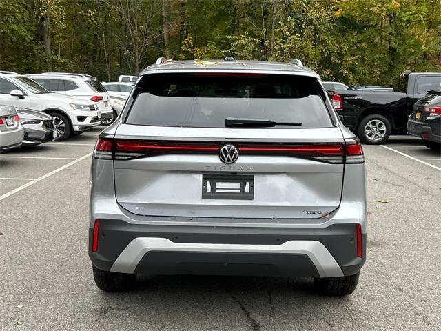 new 2025 Volkswagen Tiguan car, priced at $36,671