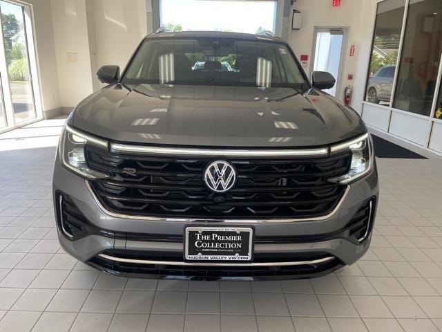 used 2024 Volkswagen Atlas car, priced at $43,899