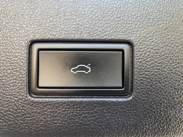 used 2024 Volkswagen Atlas car, priced at $43,899
