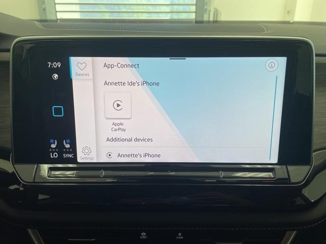 used 2024 Volkswagen Atlas car, priced at $43,899