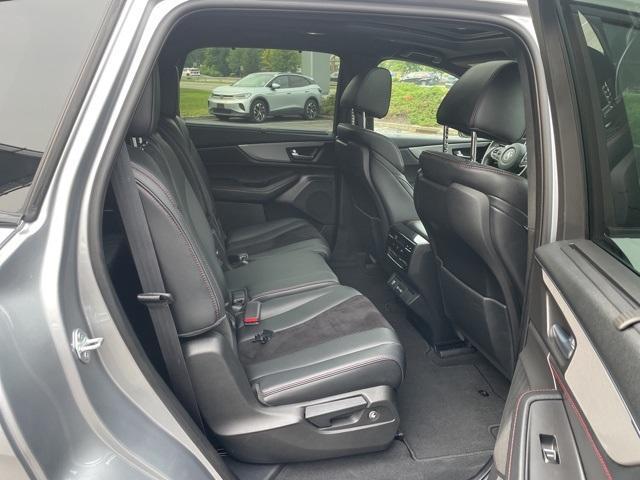 used 2022 Acura MDX car, priced at $36,749