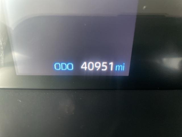 used 2022 Toyota Highlander car, priced at $29,799