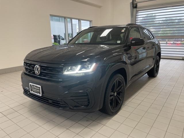 used 2023 Volkswagen Atlas Cross Sport car, priced at $33,995