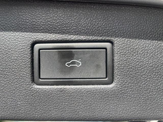 used 2022 Volkswagen Tiguan car, priced at $24,277