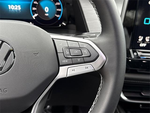 new 2026 Volkswagen Atlas Cross Sport car, priced at $48,977