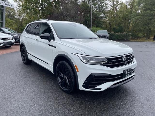 new 2024 Volkswagen Tiguan car, priced at $35,573