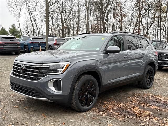 new 2026 Volkswagen Atlas car, priced at $51,081