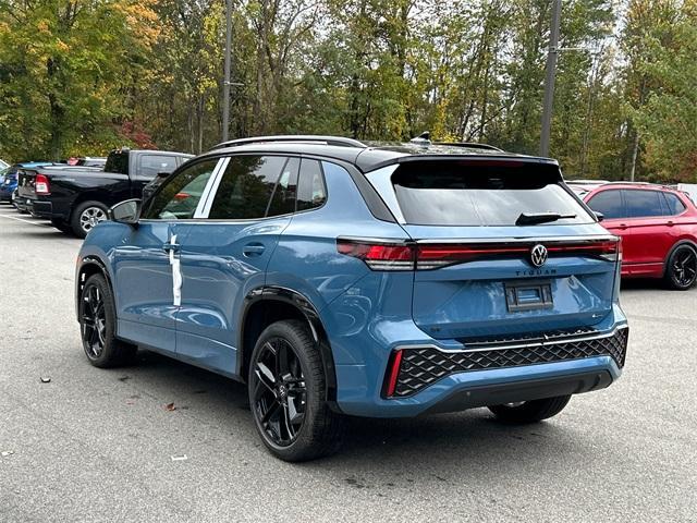 new 2025 Volkswagen Tiguan car, priced at $40,756