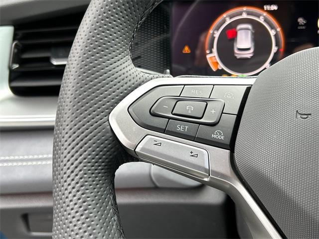 new 2025 Volkswagen Tiguan car, priced at $40,756
