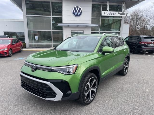 used 2025 Volkswagen Taos car, priced at $31,086