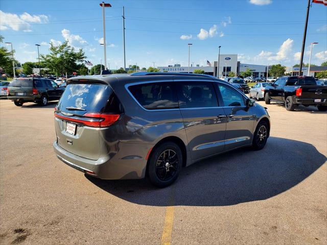 used 2021 Chrysler Pacifica car, priced at $18,995