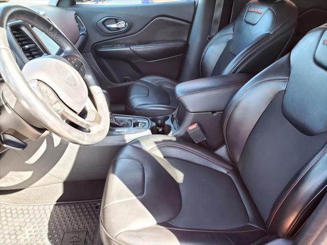used 2019 Jeep Cherokee car, priced at $17,995